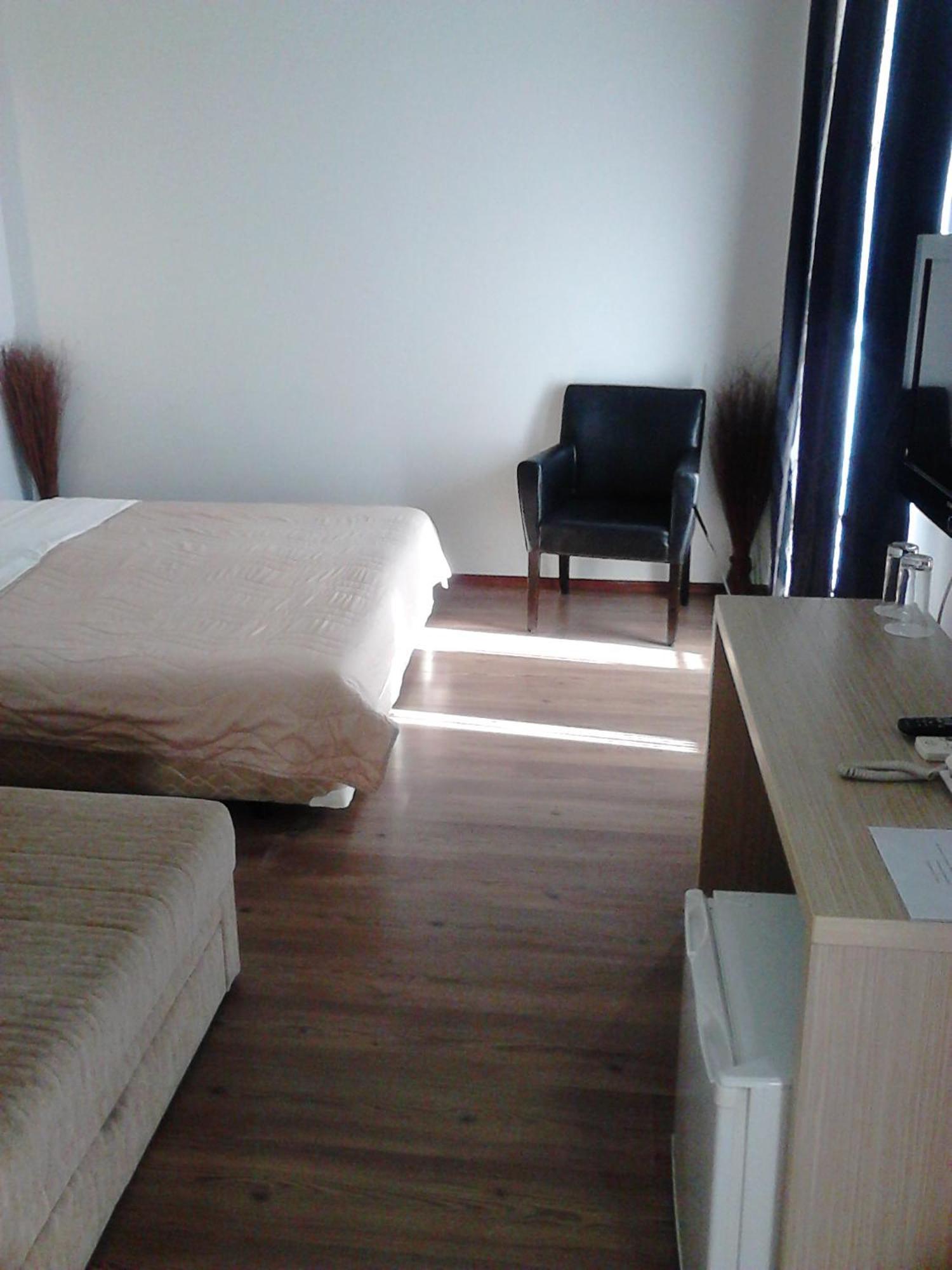 Prenociste Konstantin 2008 Hotel Ni Cameră foto