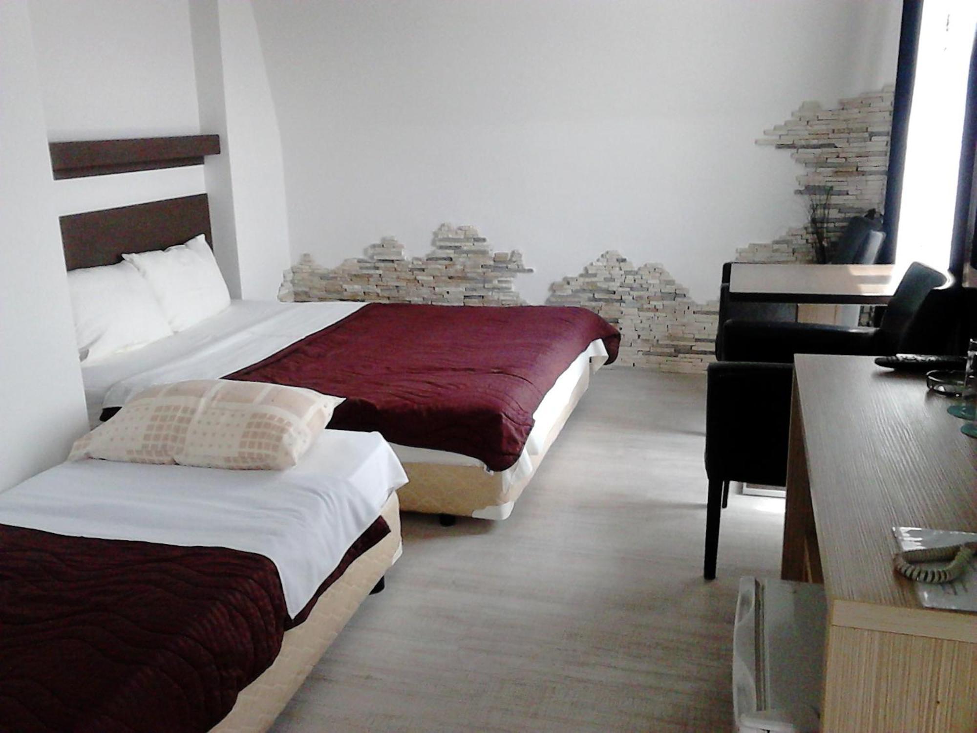 Prenociste Konstantin 2008 Hotel Ni Cameră foto